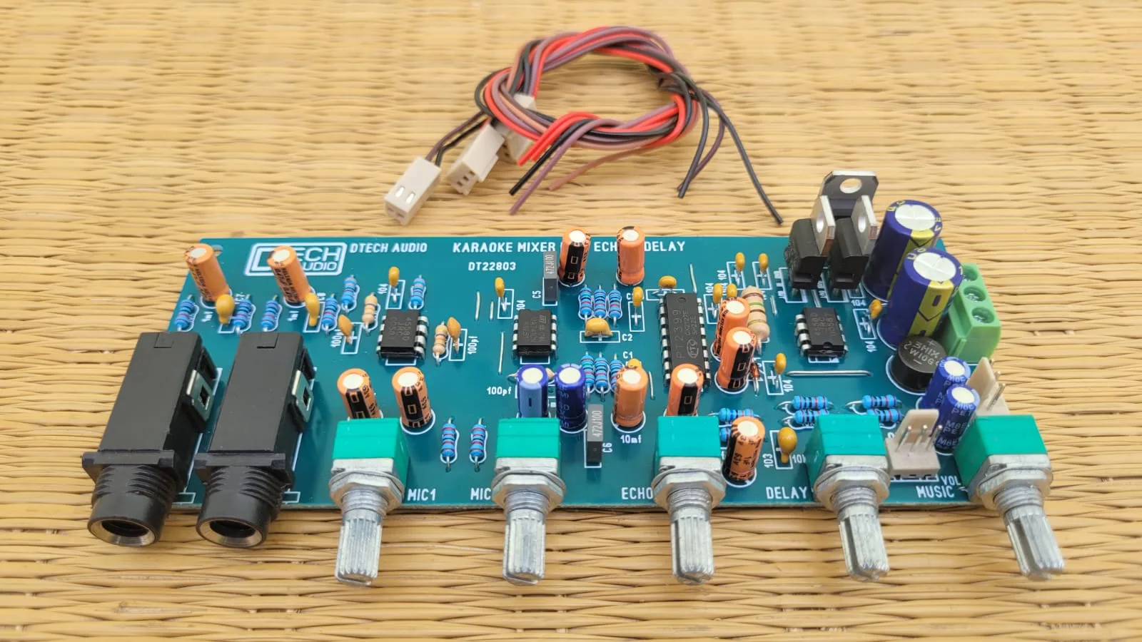 D-Tech Karaoke Mixer with Echo & Delay Board