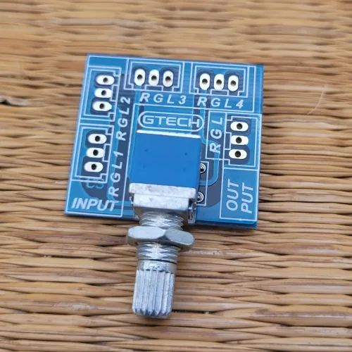 Stereo Audio Input Selector - 4-Way Rotary Switch Type Audio Input Selector