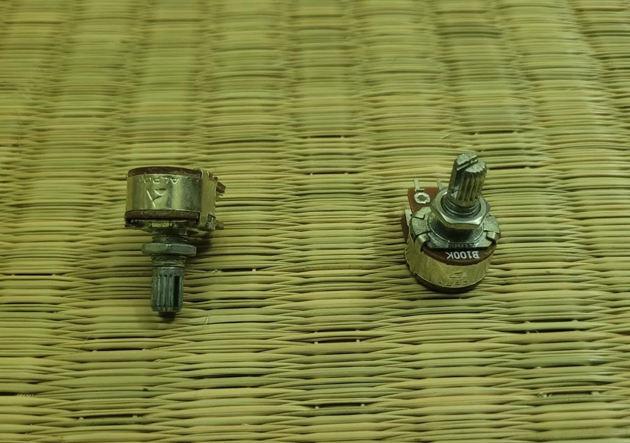 ALPOT 100K Round Shaft Stereo Volume Control (Potentiometer)
