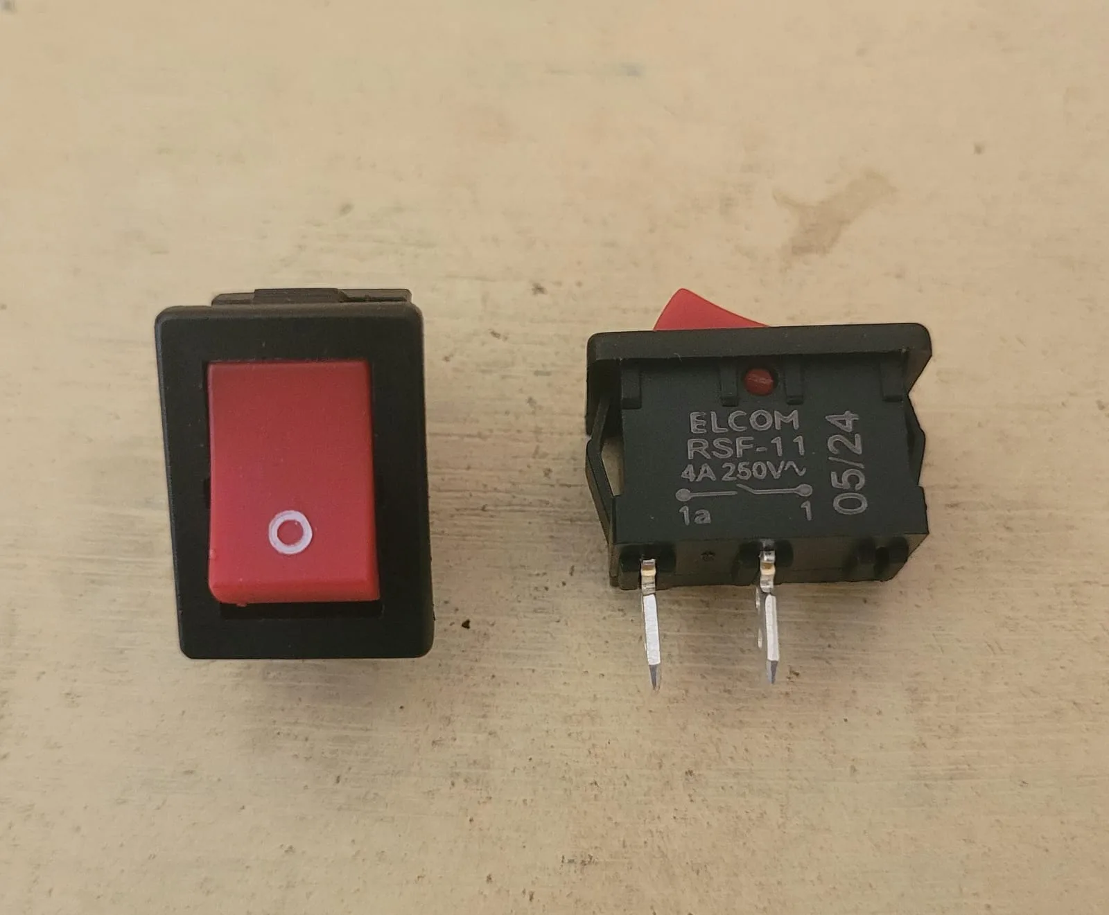 Elcom make 2-Pin 4A Rocker Switch