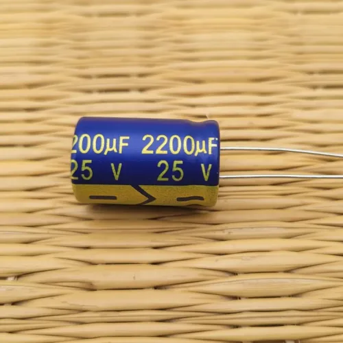 Digicap 2200uf / 25V Electrolytic Capacitor (10-Pieces)