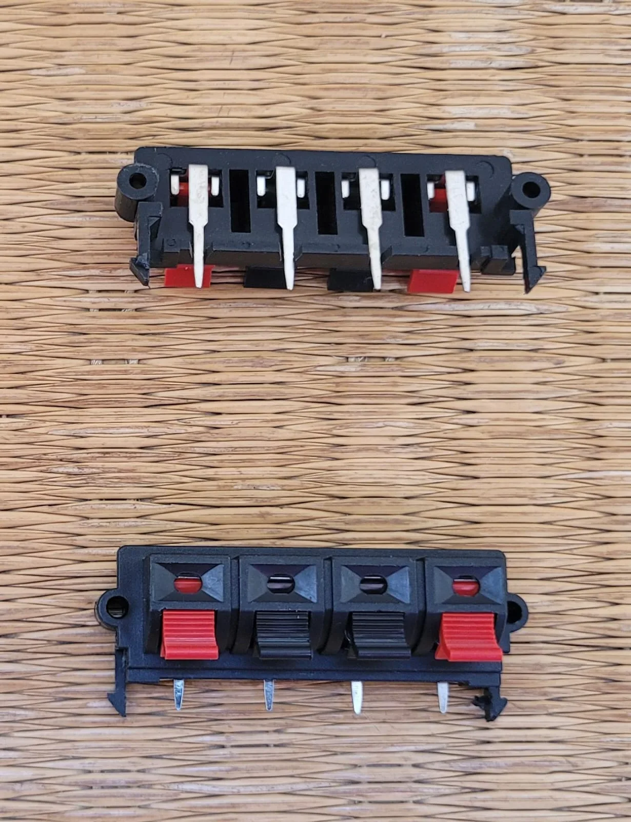 4-Way Speaker Socket (Imported Quality)