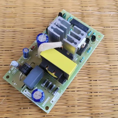 Maxron 24V DC to 230V, 130W DC Converter for mobile phone charger